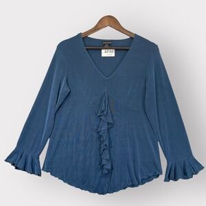 Citiknit Ruffle Front Top Womens Small Blue Good Bell Sleeve V-Neck Lettuce Edge